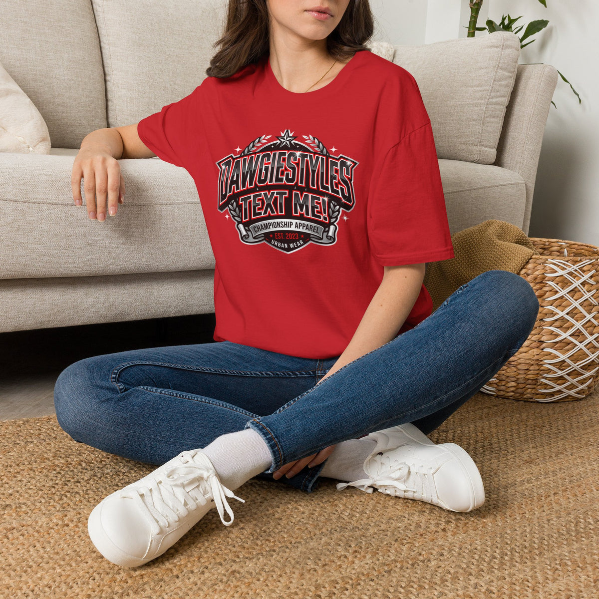 DawgiesTyles "Text Me!" Graphic T-Shirt